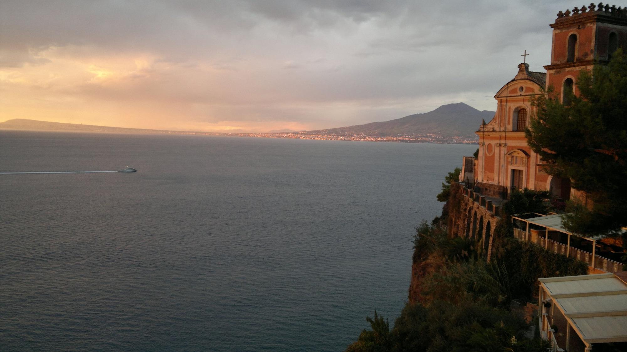 Hotel Sporting Vico Equense Exterior photo